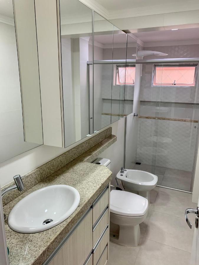 B Camboriu Praia, Amplo, Confortavel E Economico
