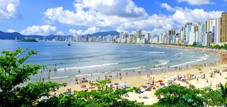B Camboriu Praia, Amplo, Confortavel E Economico * Balneario Camboriu